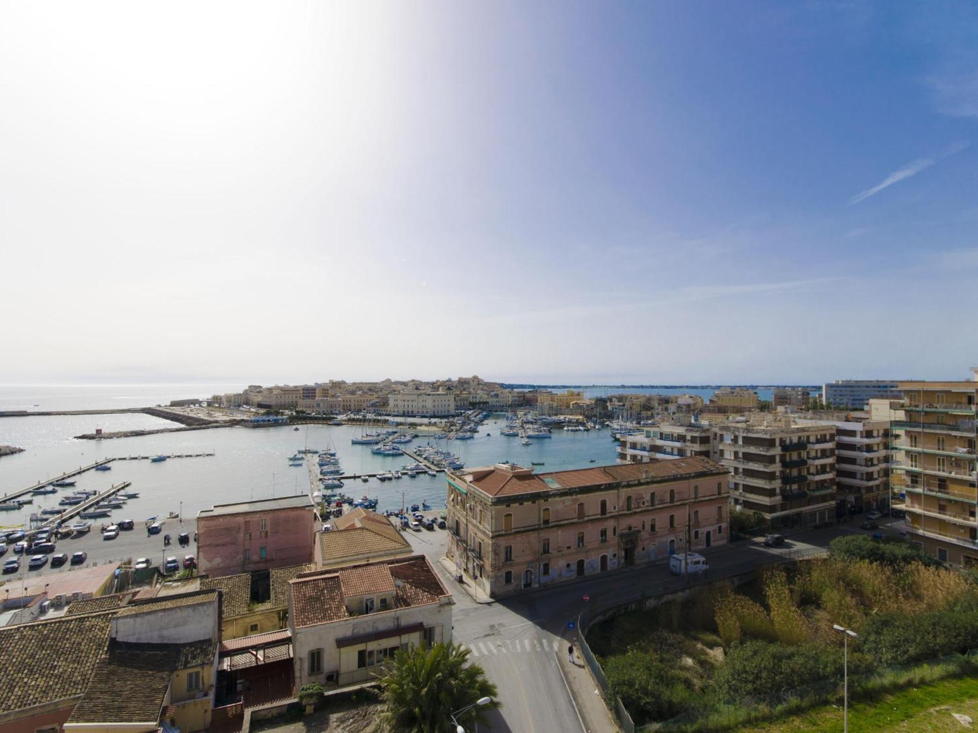 شقة Casa Afrodite Exclusive Penthouse سيراكوزا الغرفة الصورة